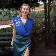 Estudiante de integración social, doy clases de español (nivel nativo). Tengo título de Bachillerato